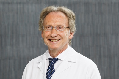 Dr. Alfred E. Müller, MD